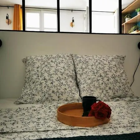 Le Carville - Et Chaleureux Apartman *